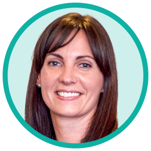 Claire Evans headshot